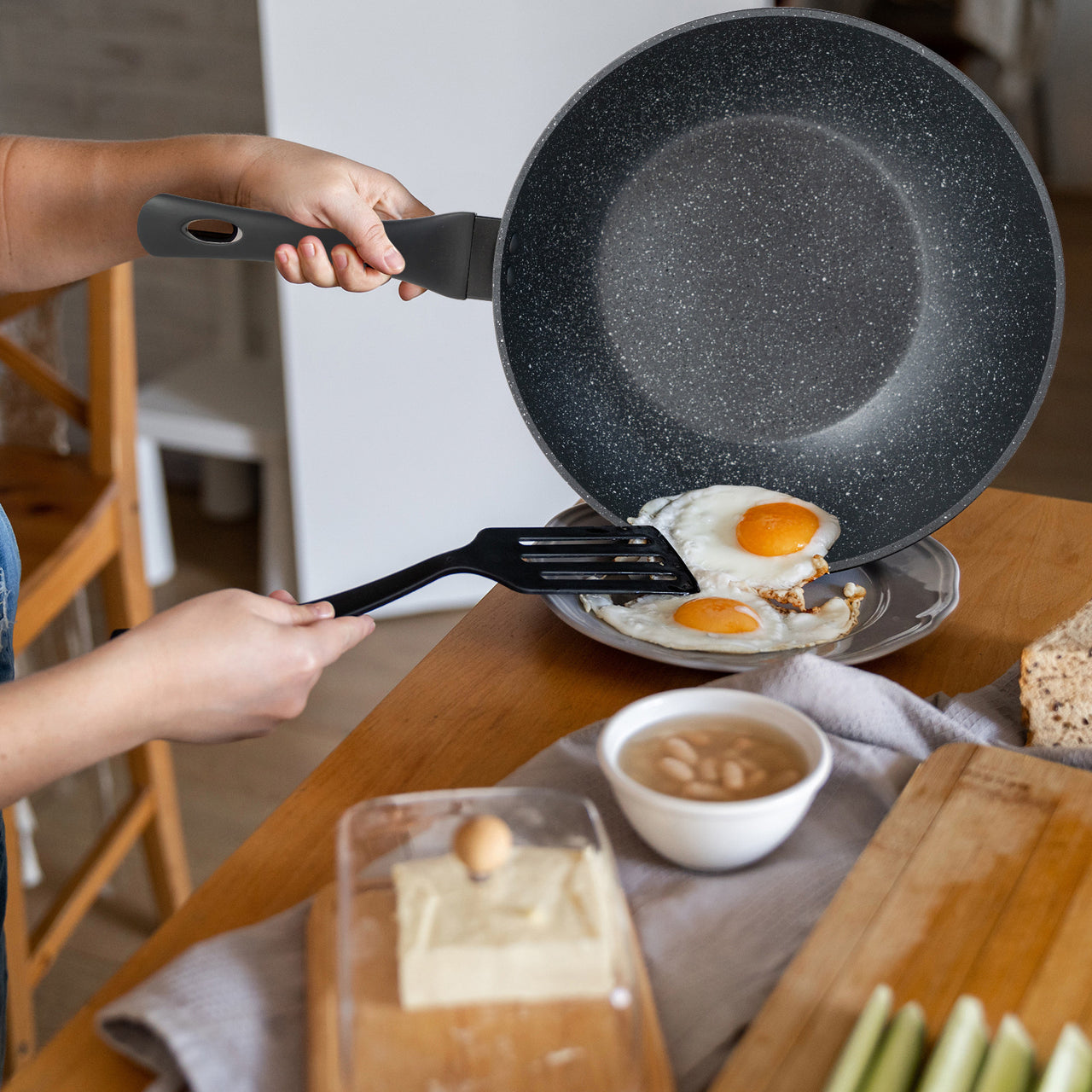 Stone Chef Forged Wok Non Stick Cookware Kitchen Black 28cm