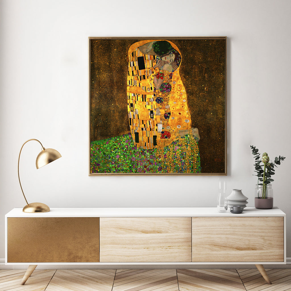 50cmx50cm Kissing by Gustav Klimt Gold Frame Canvas Wall Art - A Sensual and Romantic Piece of Art Inspired by the Works of Gustav Klimt