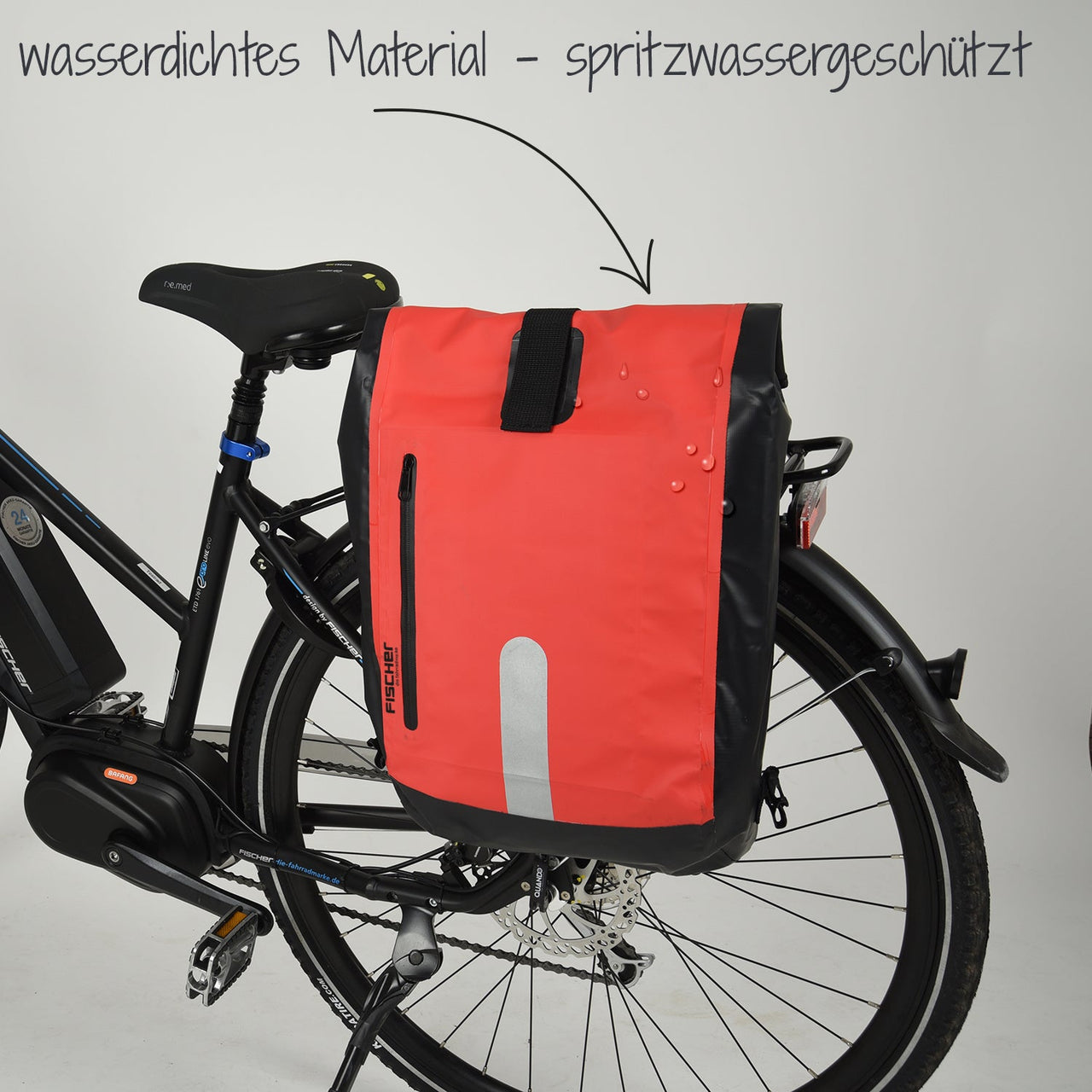 Water resistant bike pannier bag, 23L