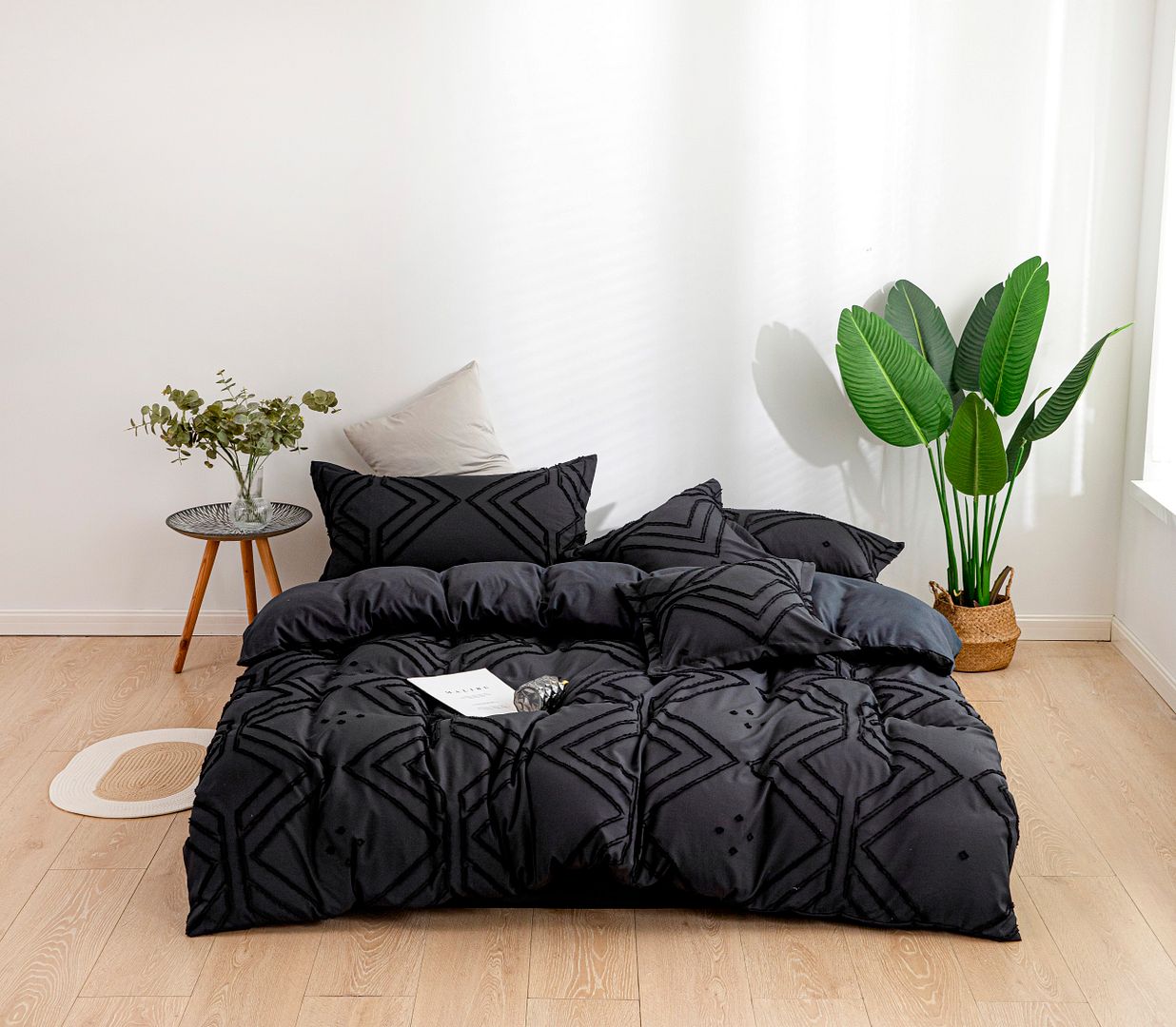 Tufted Textured Jacquard King Size Black Duvet Doona Quilt Cover Set