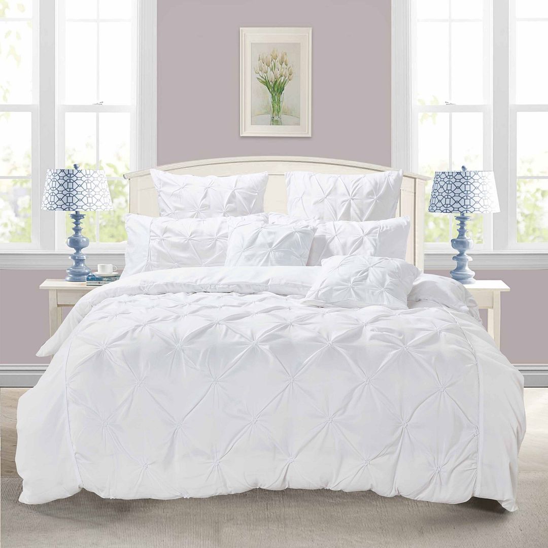 Diamond Pintuck Double Size White Duvet Doona Quilt Cover Set