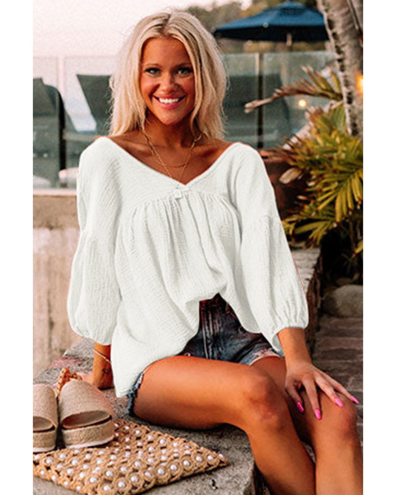 Azura Exchange Textured V Neck Bracelet Sleeve Babydoll Blouse - M