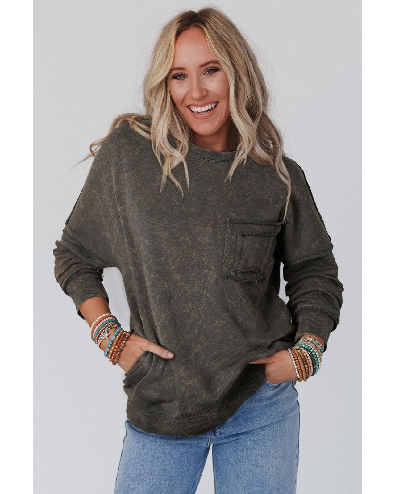 Azura Exchange Acid Wash Drop Shoulder Long Sleeve Sweatshirt with Pockets - M