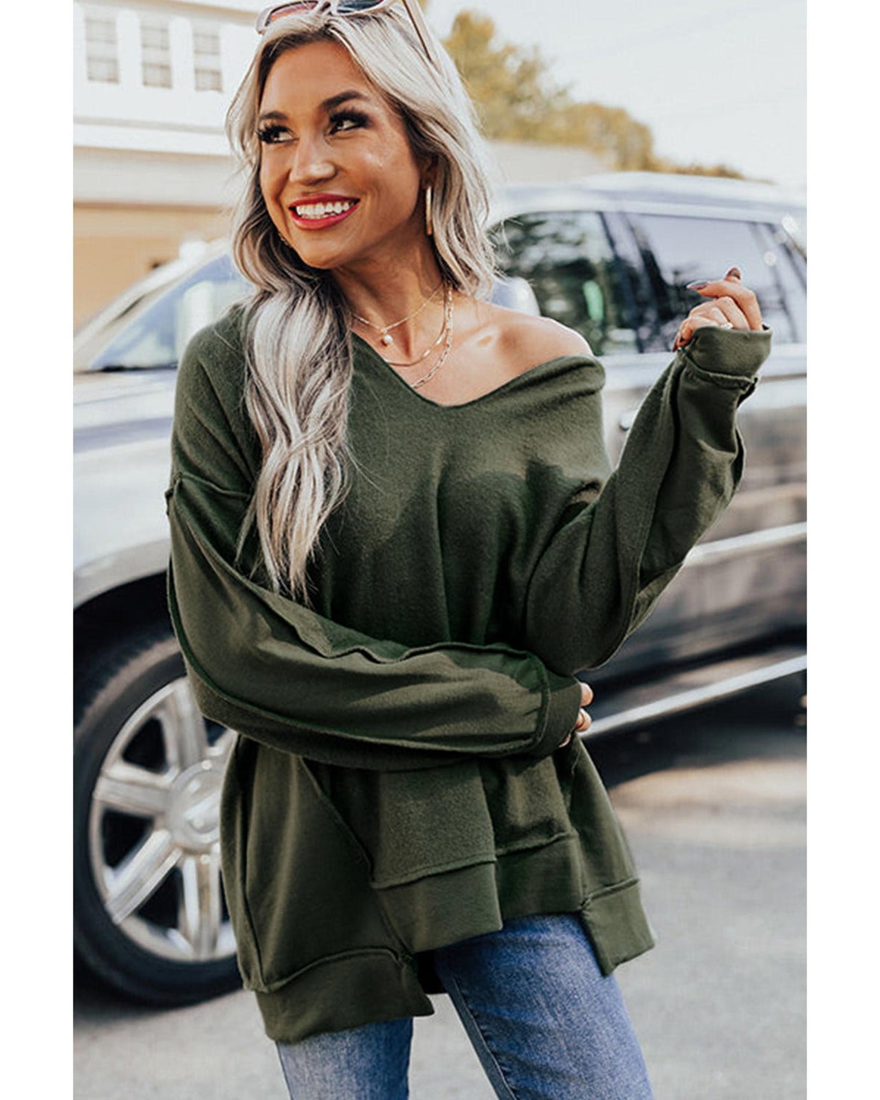 Azura Exchange Exquisite Green Long Sleeve Top with Split Neck and Exposed Seam Detail - L