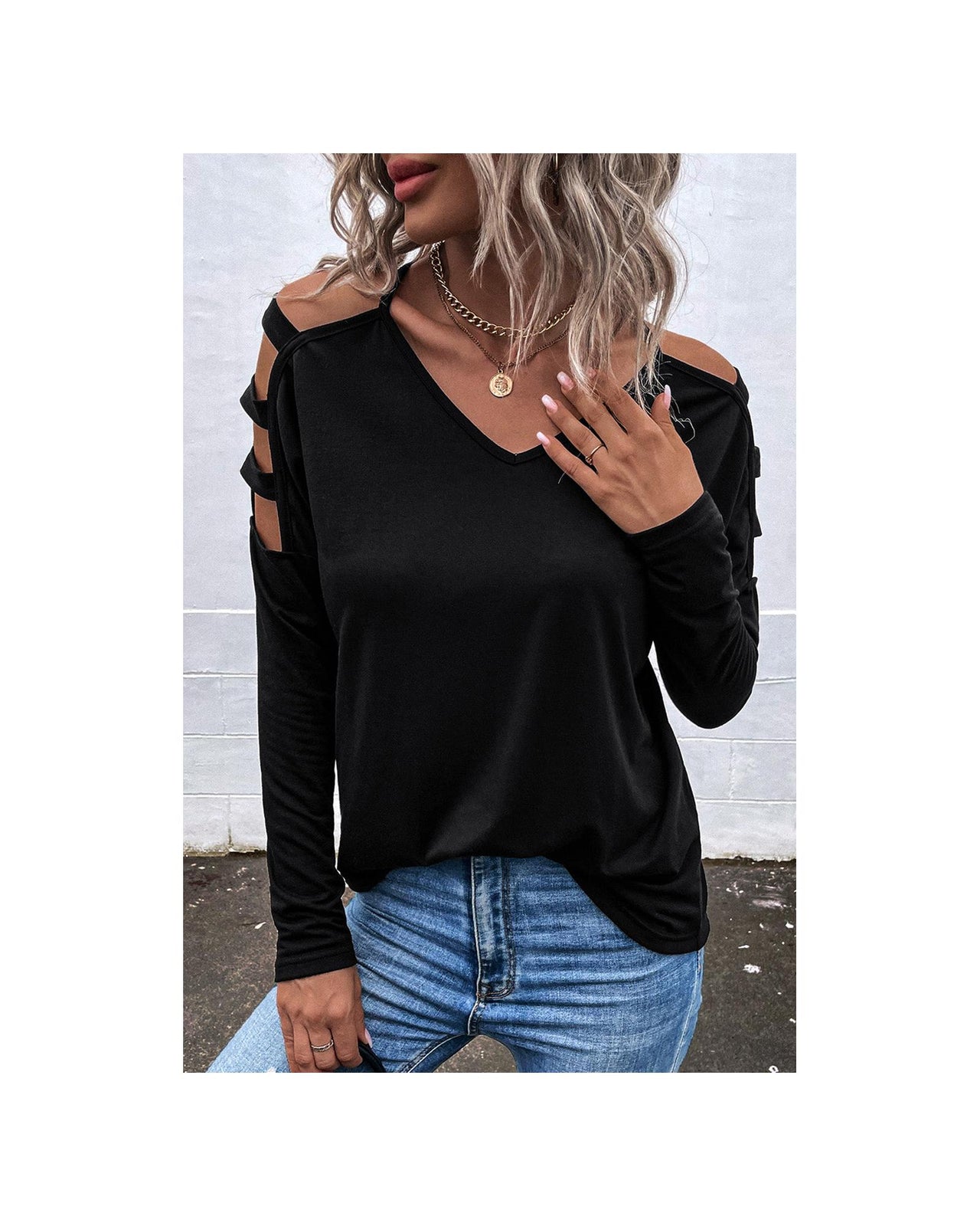 Azura Exchange Cold Shoulder Cut Out Long Sleeve Top - S