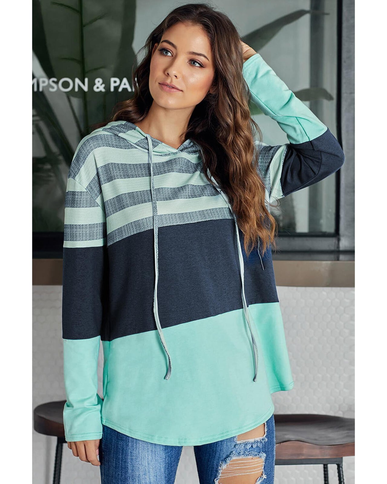 Azura Exchange Hoodie with Color Block Design - 2XL