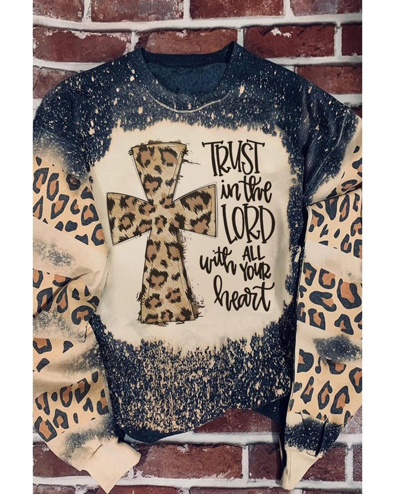 Azura Exchange Leopard Insert Bleached Sweatshirt - 2XL