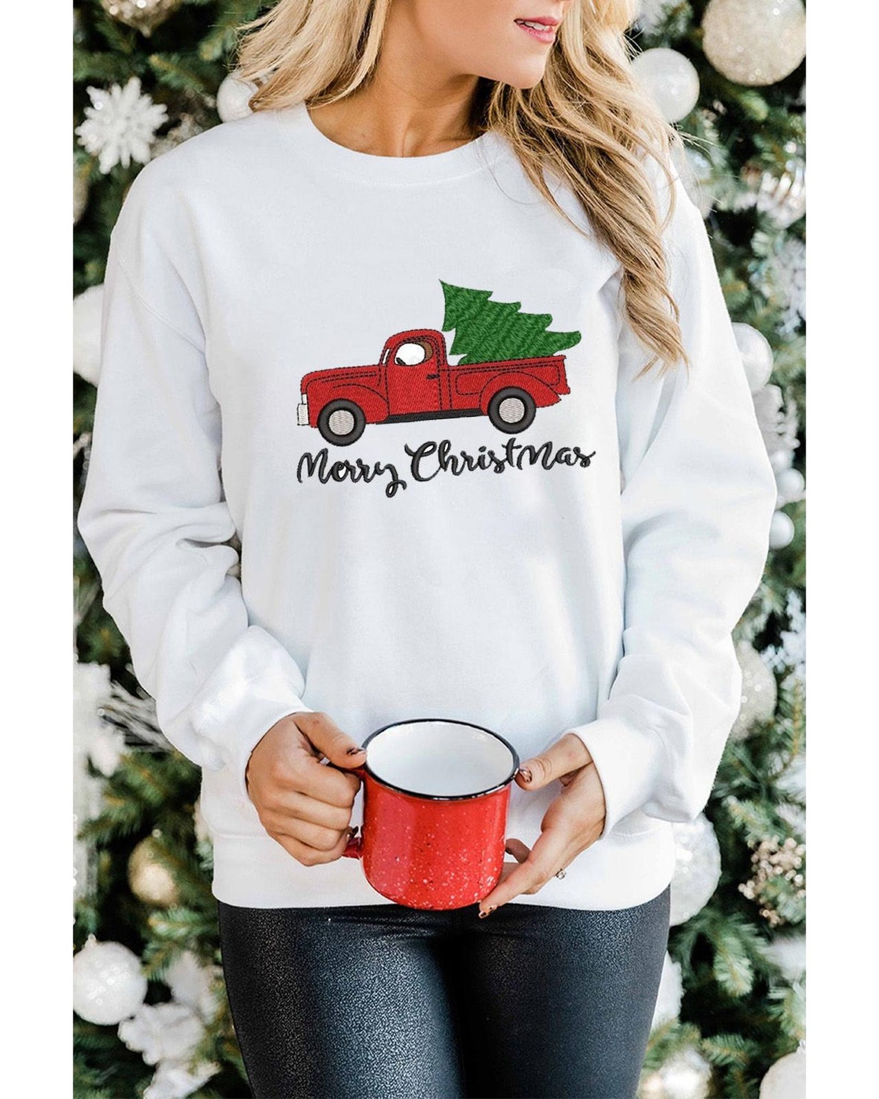 Azura Exchange Embroidered Pullover Sweatshirt with Merry Christmas Truck Pattern - L