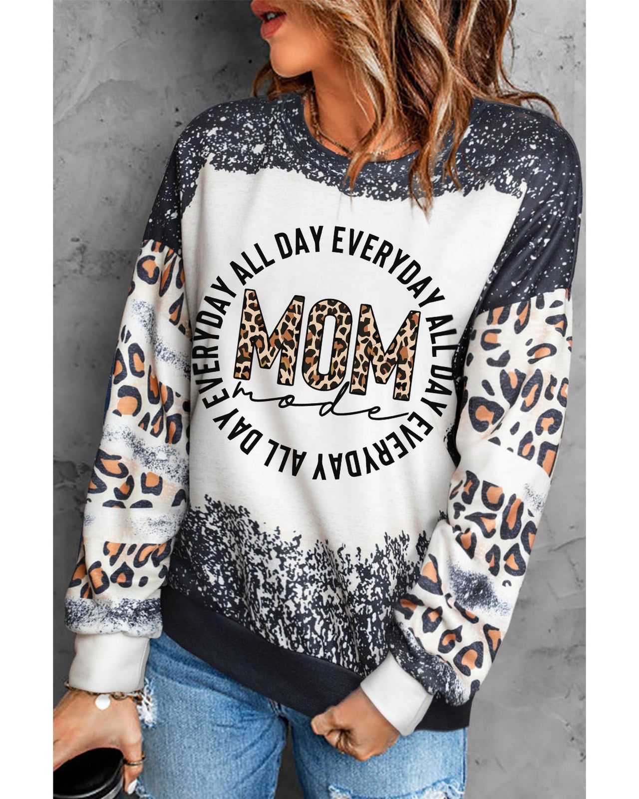 Azura Exchange MOM Letter Graphic Print Leopard Bleached Sweatshirt - XL