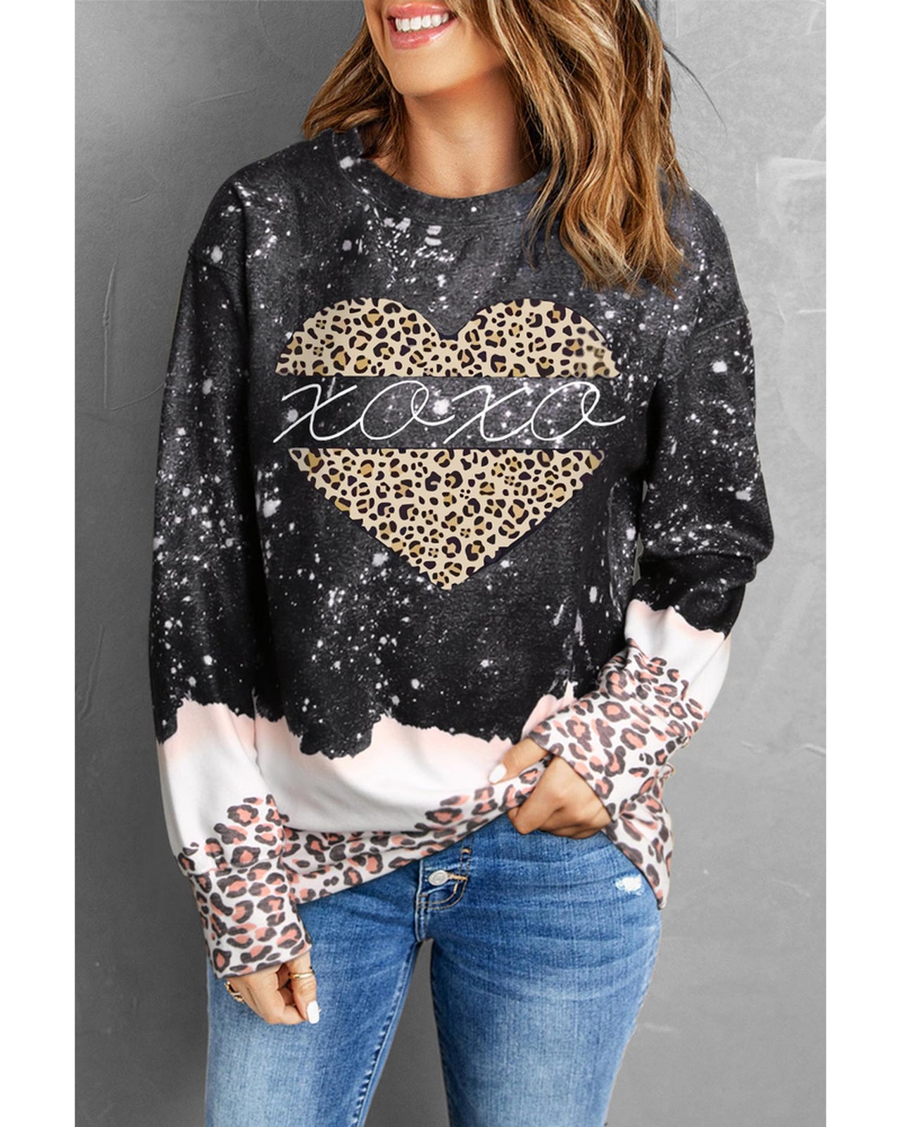 Azura Exchange Heart Leopard Splicing Pullover Sweatshirt - L