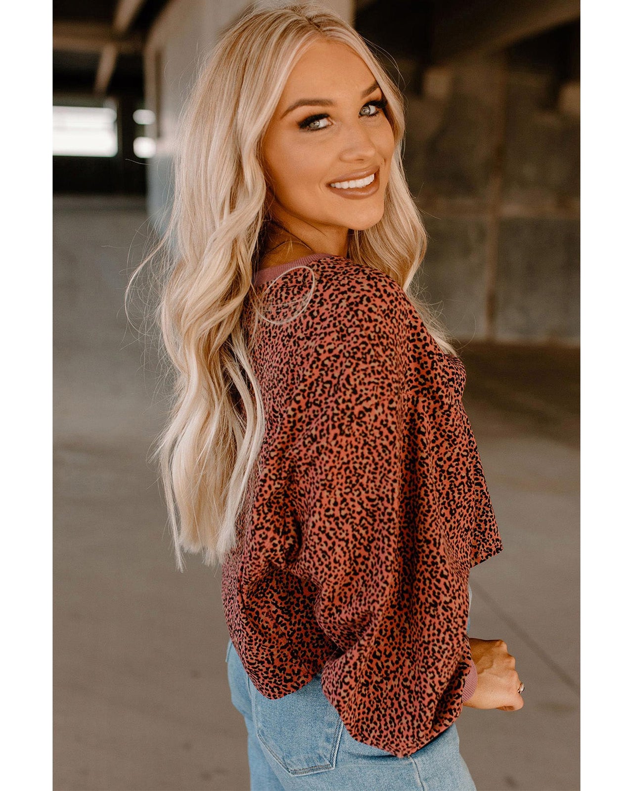 Azura Exchange Leopard Bubble Sleeve Pullover Sweatshirt - M