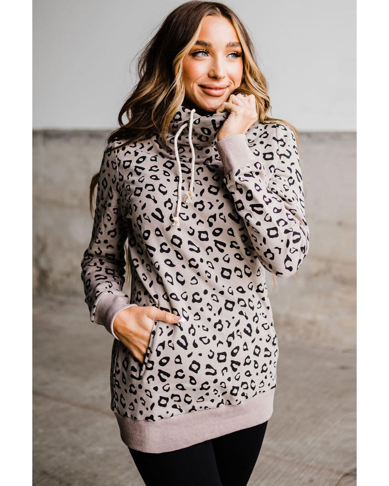 Azura Exchange Leopard High Neck Hoodie with Kangaroo Pocket - M