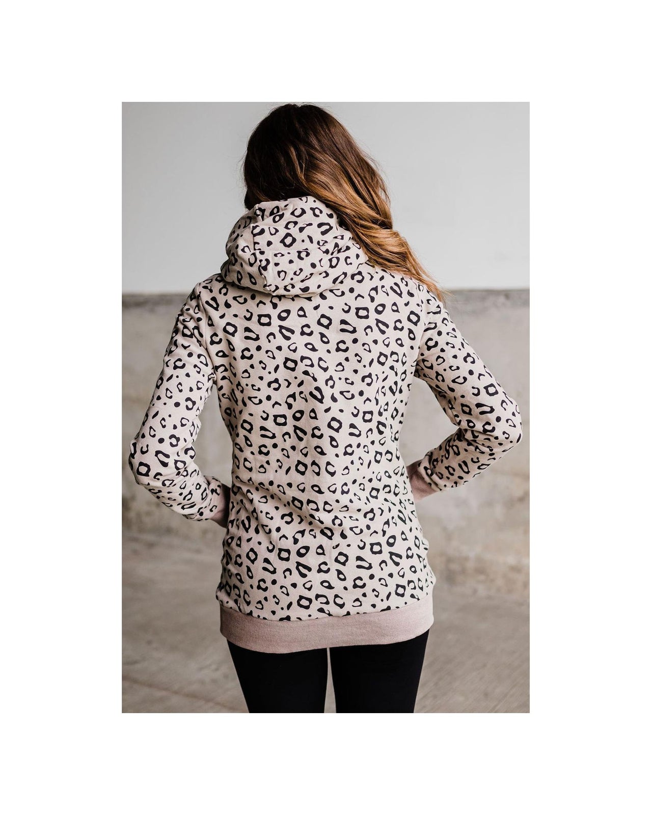 Azura Exchange Leopard High Neck Hoodie with Kangaroo Pocket - M