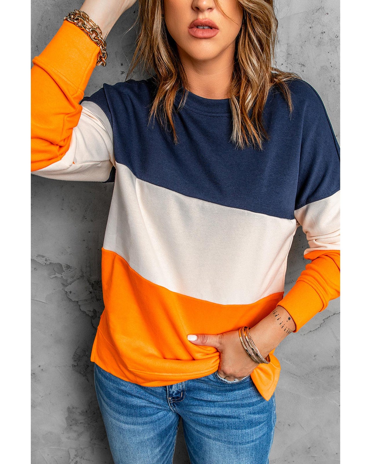 Azura Exchange Colorblock Sweatshirt with Contrast Stitching and Slits - L