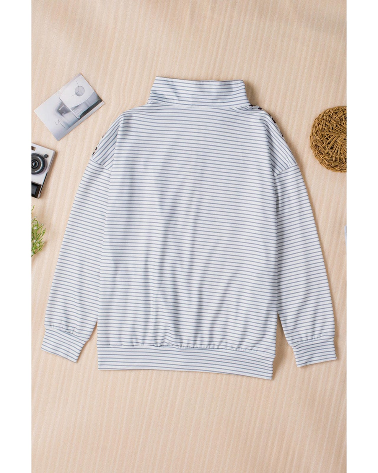 Azura Exchange Striped Sweatshirt with Splicing Zipper Collar - S